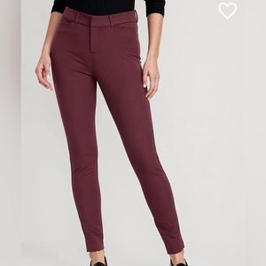 NEW WITH TAGS Old Navy Pixie Pant